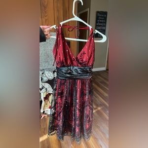 Short red and black halter dress, like new in great shape.  size medium